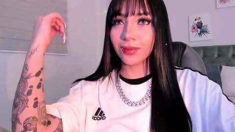 alisson__cortez online show from October 30, 6:48 am