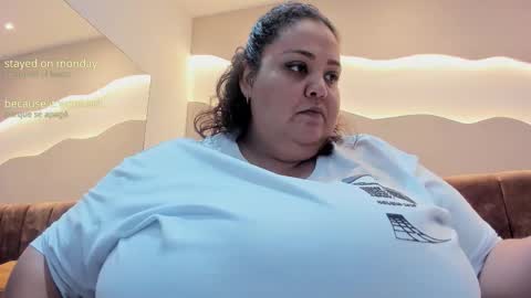 Snapshot of alisson_am chatting on November 19, 11:32 am Alisson online show from November 19, 11:32 am