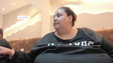 Alisson online show from April 18, 11:47 am