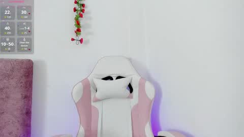 Snapshot of alisson_boobs_ chatting on May 15, 11:01 pm Alisson online show from May 15, 11:01 pm