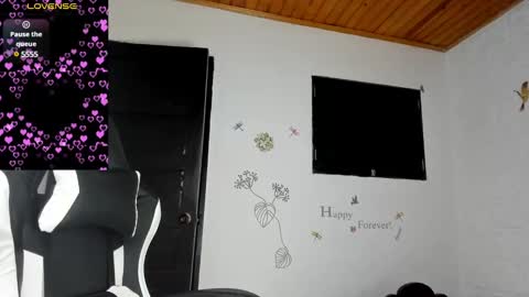 Snapshot of alisson_hoffman05 chatting on March 2, 12:54 pm Alisson hoffman05 online show from March 2, 12:54 pm