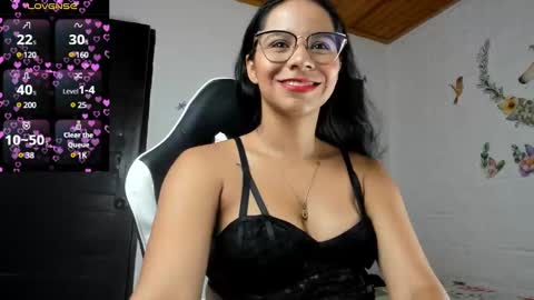 Snapshot of alisson_hoffman05 chatting on March 2, 3:59 pm Alisson hoffman05 online show from March 2, 3:59 pm