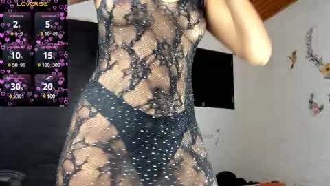 Snapshot of alisson_hoffman05 chatting on March 4, 11:51 am Alisson hoffman05 online show from March 4, 11:51 am