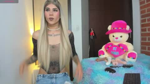 alisson online show from February 22, 1:20 pm