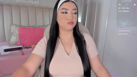 Snapshot of alissyadanger chatting on March 8, 3:17 am TATIS online show from March 8, 3:17 am