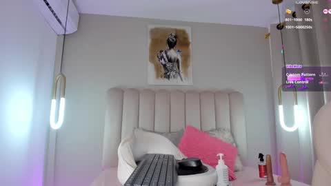 Snapshot of alissyadanger chatting on March 8, 6:21 am TATIS online show from March 8, 6:21 am