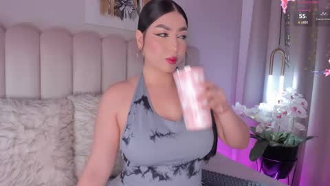 Snapshot of alissyadanger chatting on September 26, 2:26 am TATIS online show from September 26, 2:26 am