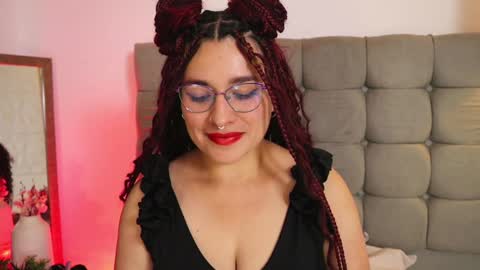 Snapshot of alix_bay chatting on December 30, 8:04 pm Alix online show from December 30, 8:04 pm