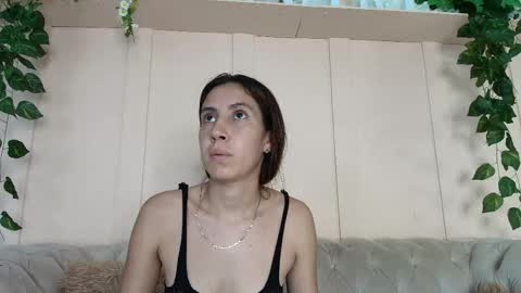 Snapshot of alix_rada chatting on May 9, 7:19 pm Ali online show from May 9, 7:19 pm