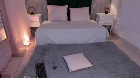  Alexis Etereo  online show from April 22, 7:48 pm