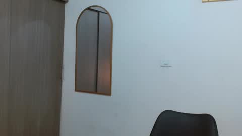 alix online show from November 5, 5:07 am