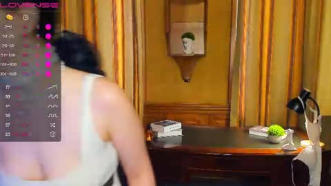 Emily online show from June 27, 12:22 pm