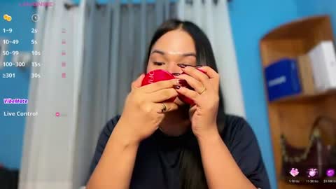 A CUTE GIRL NAME ALIYAH online show from July 24, 12:14 pm