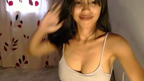 Snapshot of aliyajane chatting on May 13, 9:33 pm Jane online show from May 13, 9:33 pm