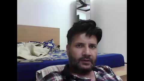 aliyakhan1976 online show from November 14, 3:44 pm