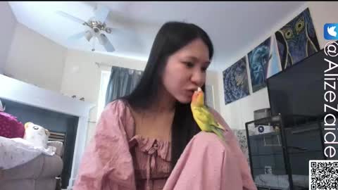 Alize Zaide online show from February 17, 8:15 pm