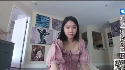 Alize Zaide online show from June 9, 7:47 pm