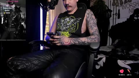   online show from December 17, 5:58 pm