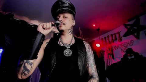   online show from September 26, 4:33 pm