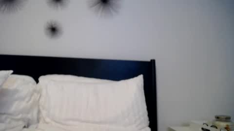 allaroundamazing13 online show from March 8, 4:49 am