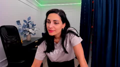 Snapshot of allayerty chatting on November 25, 7:36 pm allayerty online show from November 25, 7:36 pm