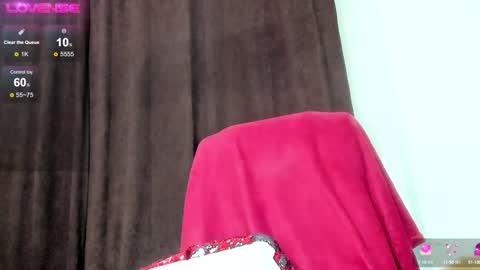 Snapshot of allees95 chatting on January 21, 5:09 pm allees online show from January 21, 5:09 pm
