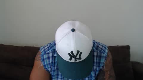 Snapshot of allen_ferrer10 chatting on May 15, 3:52 pm allen_ferrer10 online show from May 15, 3:52 pm