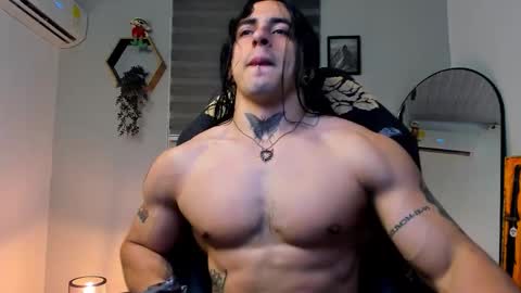 Snapshot of allen_rosse chatting on September 24, 2:04 am independent model 3 online show from September 24, 2:04 am