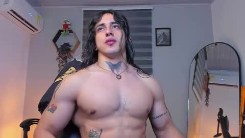 independent model 3 online show from December 21, 4:08 am