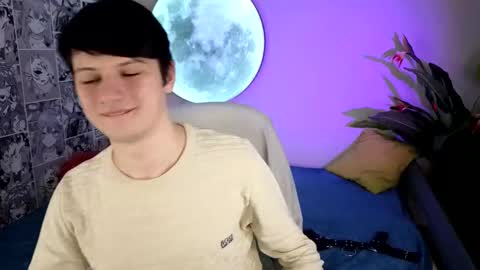 allert_ online show from November 4, 9:58 pm