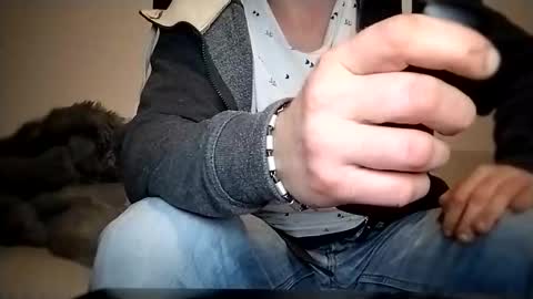 Snapshot of alles594462 chatting on November 4, 3:27 am alles594462 online show from November 4, 3:27 am