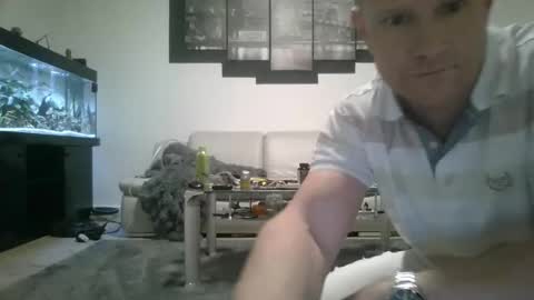 Snapshot of alles594462 chatting on November 16, 10:59 pm alles594462 online show from November 16, 10:59 pm