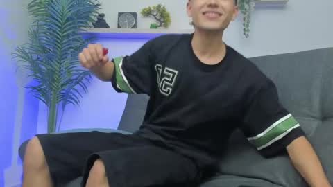 Snapshot of allexserrano chatting on January 14, 1:15 am Allex online show from January 14, 1:15 am