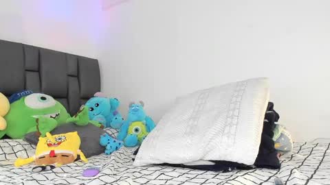 Snapshot of allexserrano chatting on March 9, 1:25 am Allex online show from March 9, 1:25 am