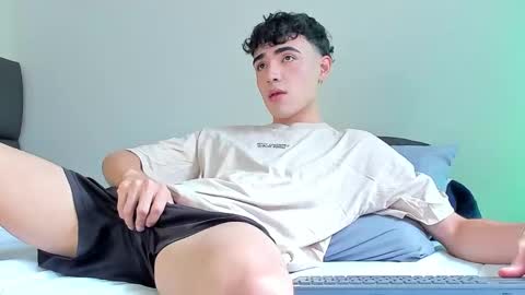 Snapshot of allexserrano chatting on September 26, 7:07 pm Allex online show from September 26, 7:07 pm