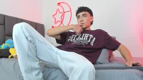 Snapshot of allexserrano chatting on January 13, 5:24 am Allex online show from January 13, 5:24 am