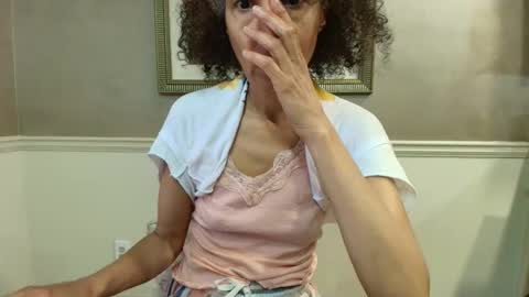 wishlist on bio online show from March 9, 6:12 pm