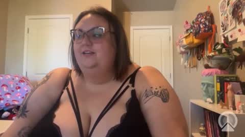 Abby online show from May 17, 9:44 pm