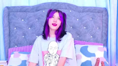 Snapshot of alliciakim chatting on January 5, 7:17 pm Allicia online show from January 5, 7:17 pm