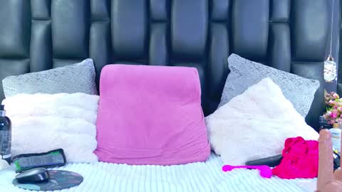 Snapshot of alliciakim chatting on February 16, 10:10 pm Allicia online show from February 16, 10:10 pm