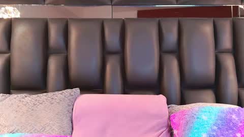 Snapshot of alliciakim chatting on February 25, 8:19 pm Allicia online show from February 25, 8:19 pm