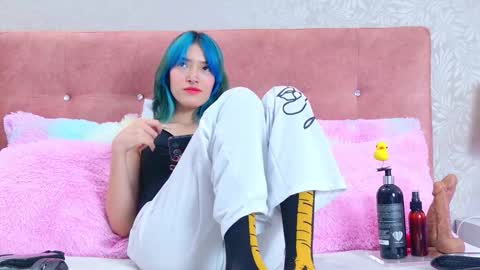 Snapshot of alliciakim chatting on September 24, 7:17 pm Allicia online show from September 24, 7:17 pm