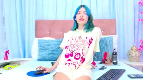 Snapshot of alliciakim chatting on October 21, 7:14 pm Allicia online show from October 21, 7:14 pm