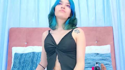 Snapshot of alliciakim chatting on November 2, 7:05 pm Allicia online show from November 2, 7:05 pm