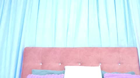 Snapshot of alliciakim chatting on November 21, 7:23 pm Allicia online show from November 21, 7:23 pm