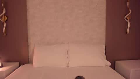 A L L I E online show from March 15, 2:39 am