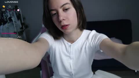 alice online show from December 13, 9:42 pm