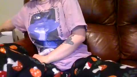alliebearx online show from February 23, 5:21 pm