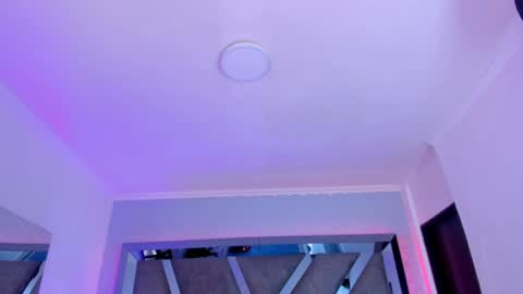    online show from December 31, 11:09 am