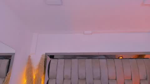    online show from June 6, 10:31 am